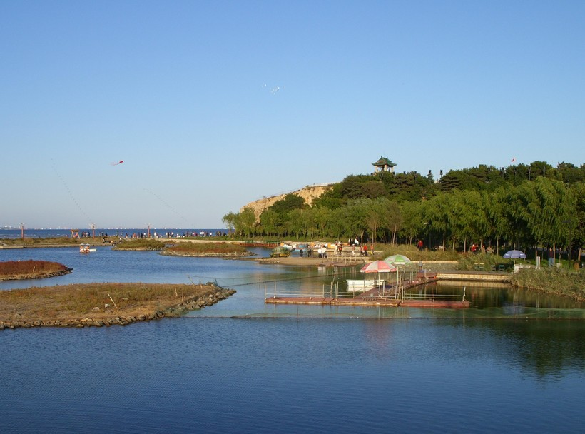 秦皇岛，蓝天下的魅力小城传说