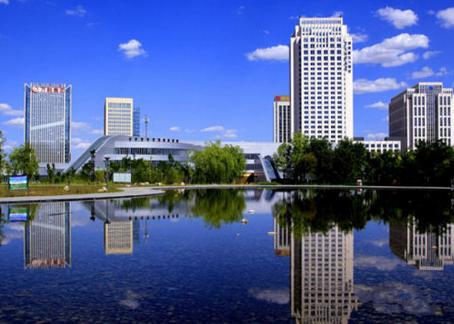 鄂尔多斯，家的温馨与友情的奇遇之旅