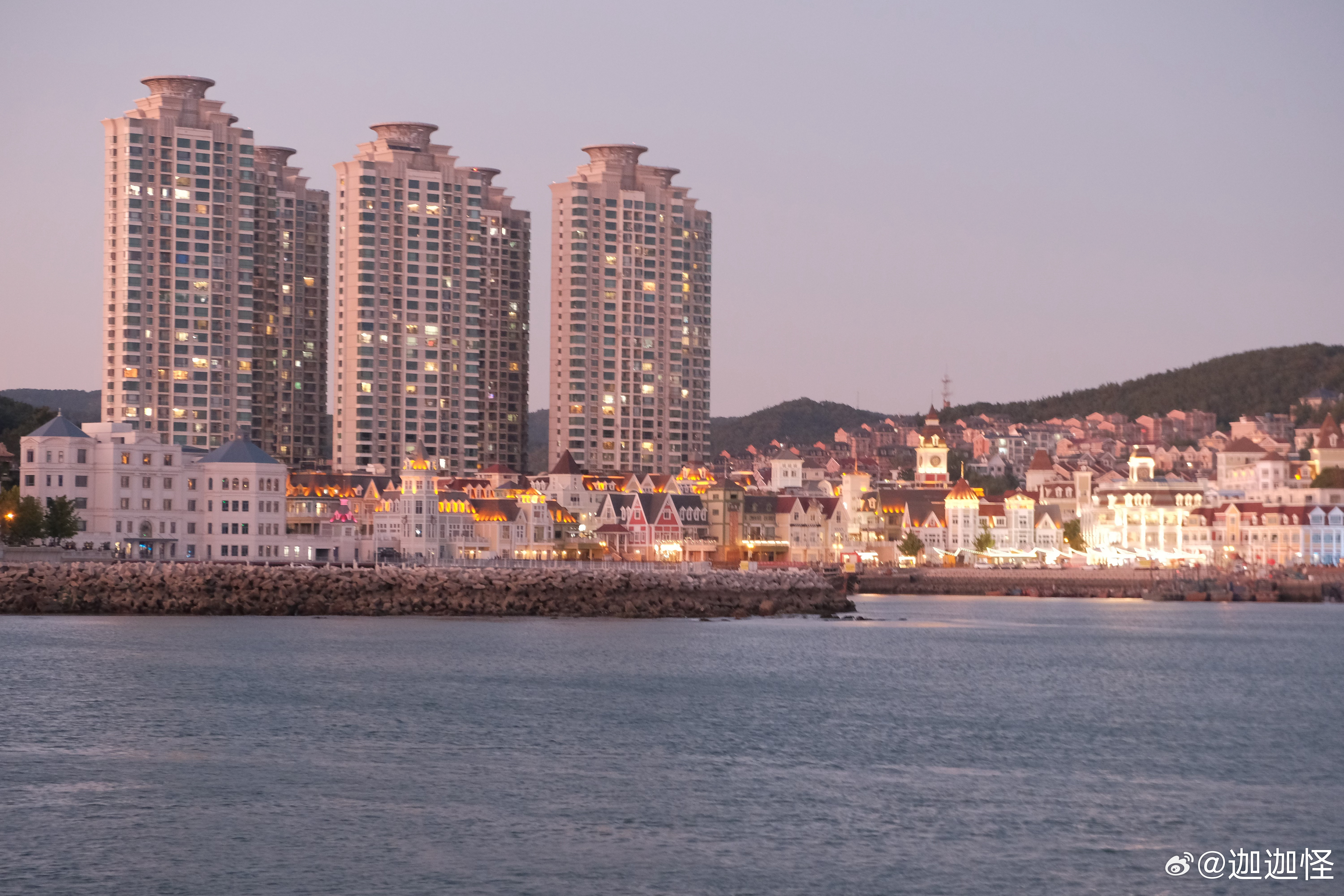 大连，亲爱的听众朋友们