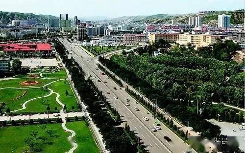 外交部发言人就吕梁地区发表评论解读